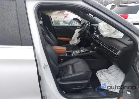 2022 Mitsubishi Outlander Sel 2.5 S-Awc/Sel Launch Edition S-Awc/Sel Special Edition S-Awc z USA, uszkodzony, nr VIN JA4J4VA81NZ015713